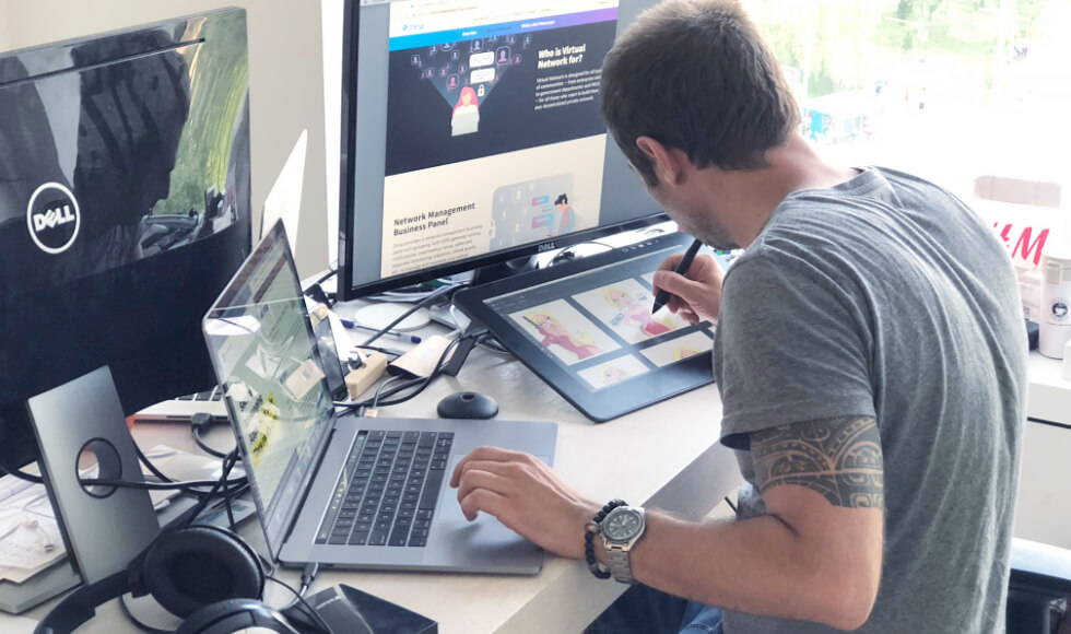 Raphael, Zangi's graphic designer